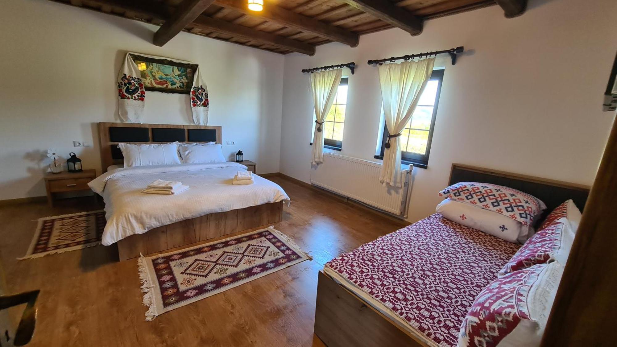 Villa Casa Bunicilor Din Oncesti Exterior foto